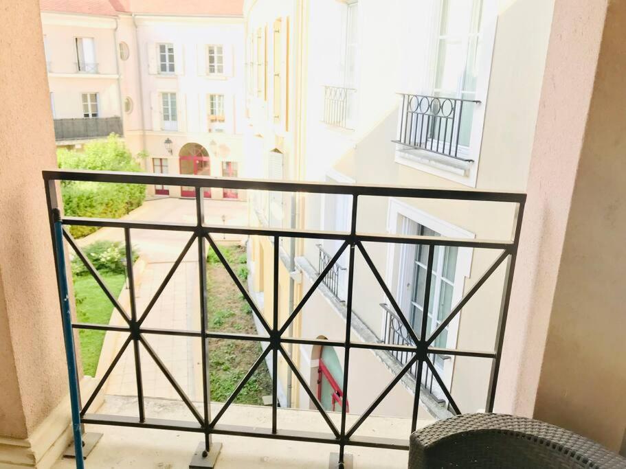 Disney Cosy Lounge Serris Exterior foto